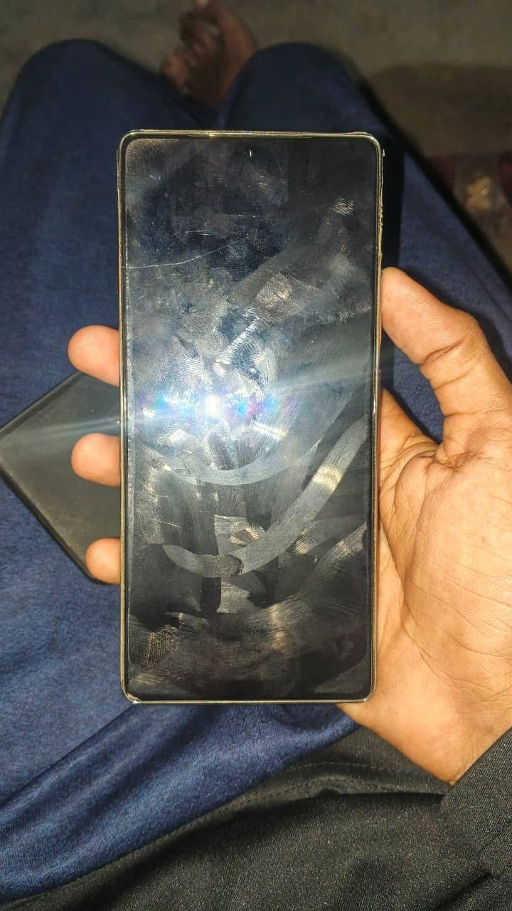 Tecno CAMON 40 4