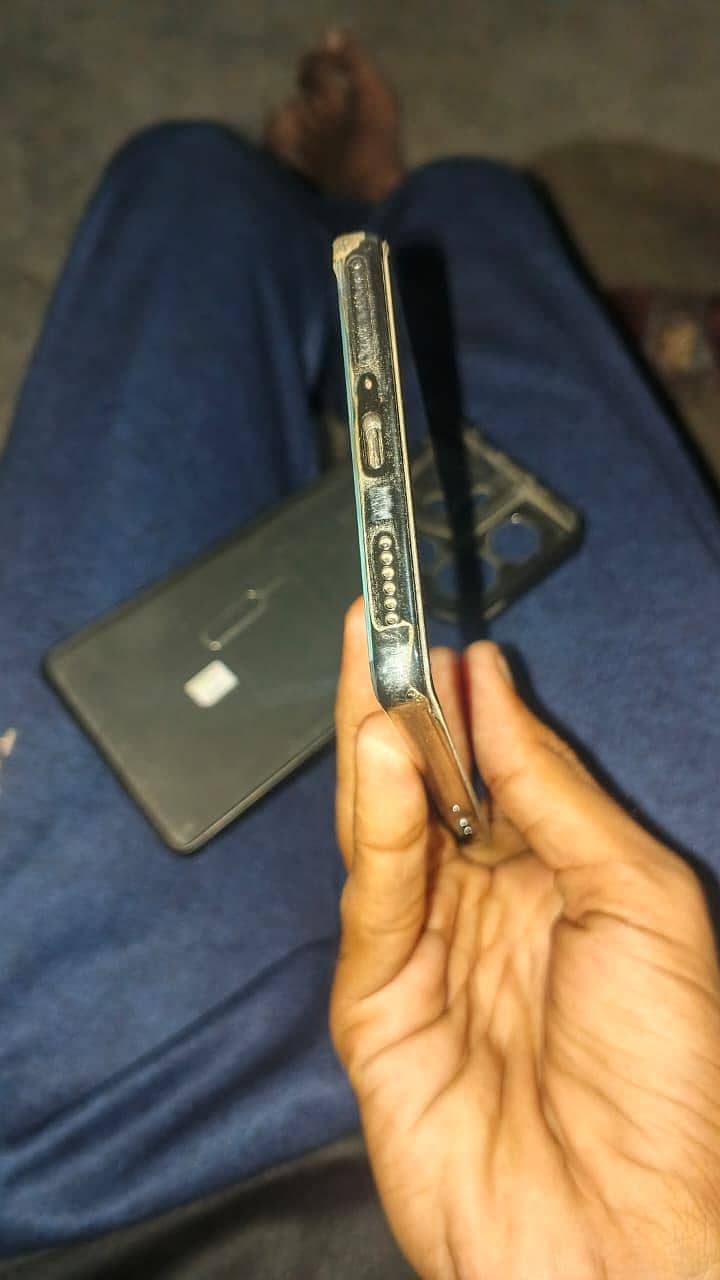 Tecno CAMON 40 5