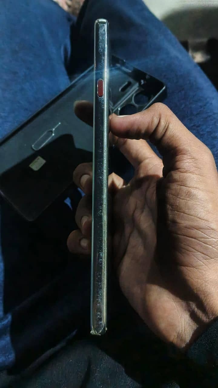 Tecno CAMON 40 6