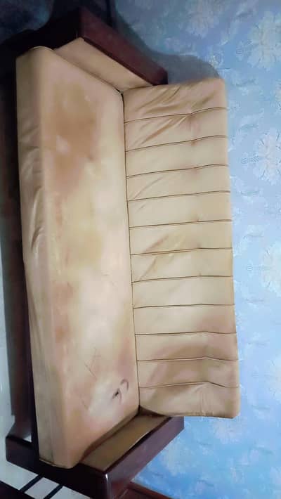 5 seater sofa set with free covers