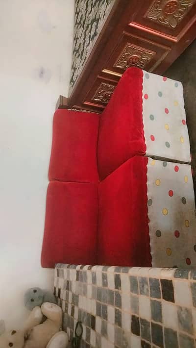 red velvet 2 seat's available for sale. . . . . .