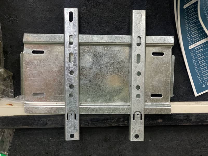 LED brackets 0