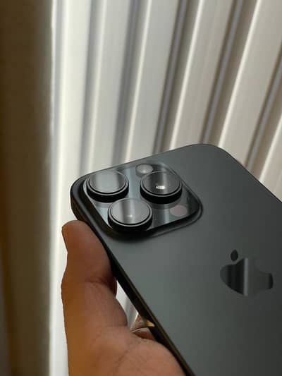 Iphone 16 pro 256gb PTA Approved