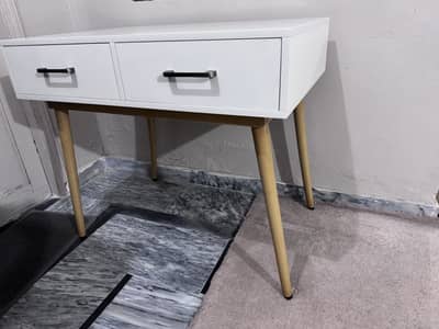 Modern Minimalist Console Table with Drawers