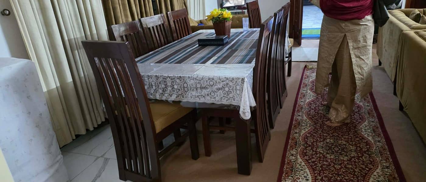 dining for 8 ppl 4