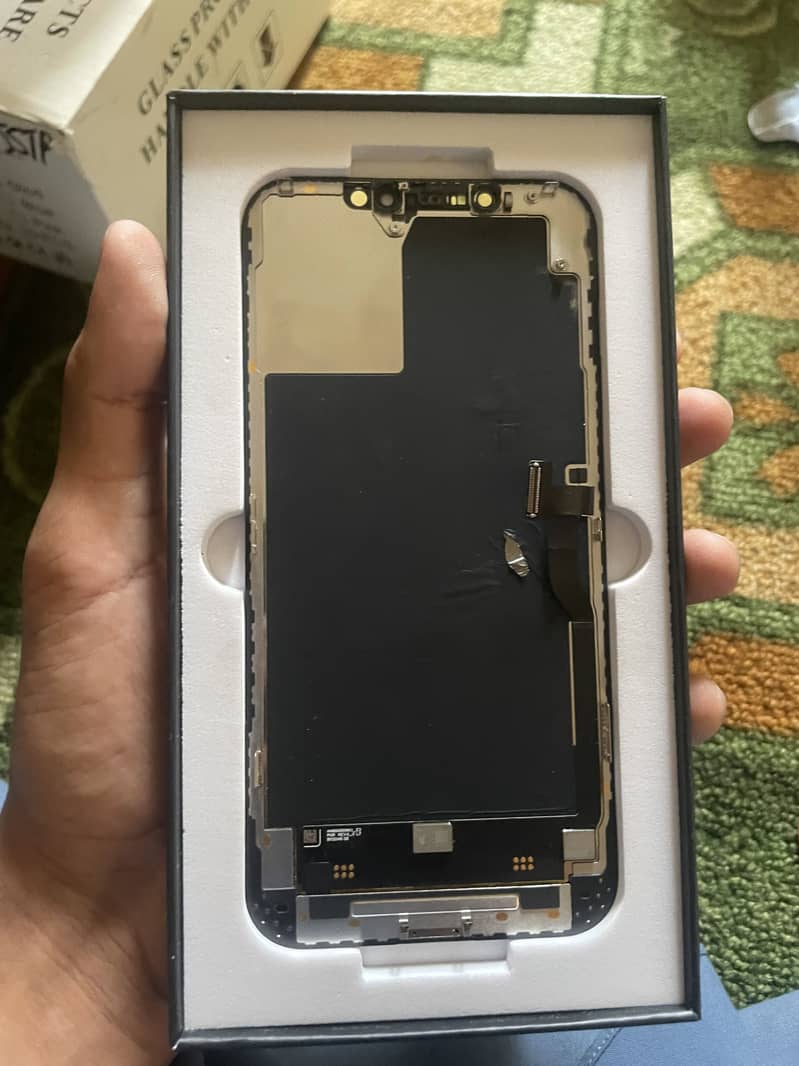 iphones 12 pro max panel 1