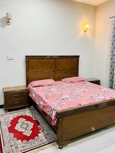 Bed 2 side tables dressingtable 2 sofa seaters without mattress 4 sale