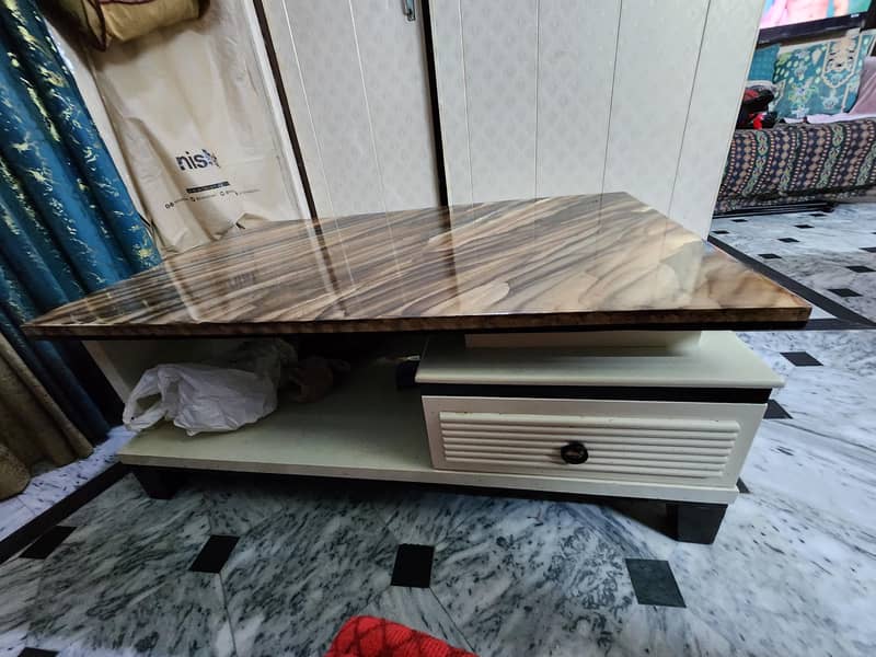Dinning Table 0
