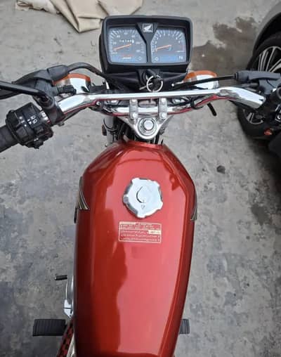 honda 125s 2025 bilkol zero total genuine Islamabad nmbr