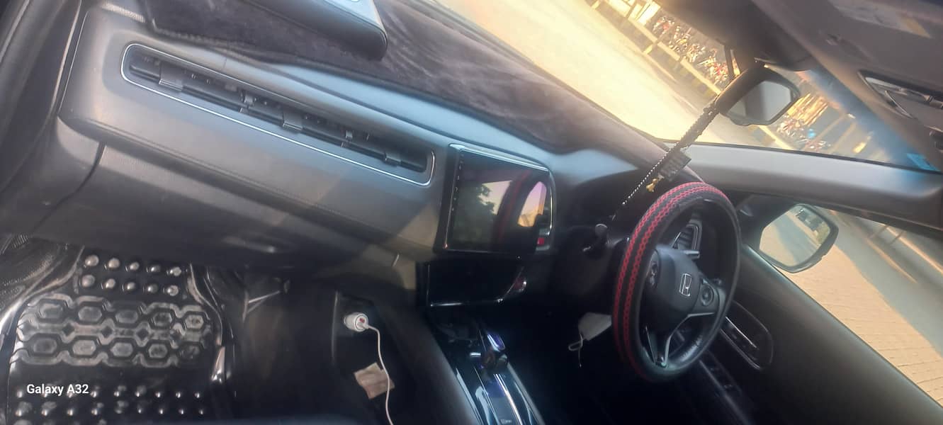 Honda Vezel 2014,  Uplift 2019 ,Z Package  Engine, AC and gears 100% 1
