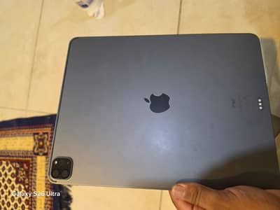 Apple IPAD pro M4 12.9 inches (5th Generation (