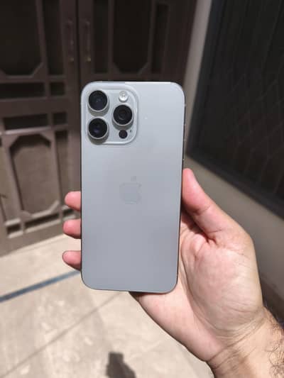 iPhone 15 Pro Max JV 256GB - 10/10 | Box + Cable + Fast Charger