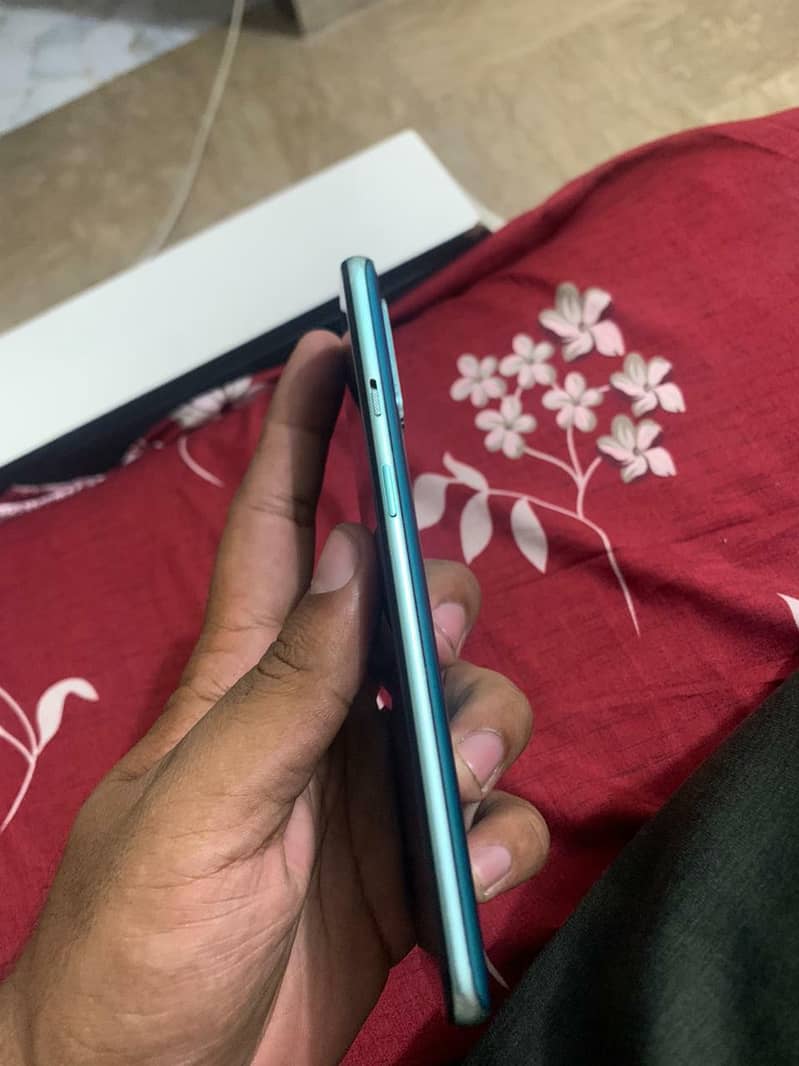 one plus 8t 1