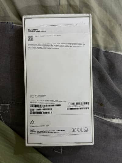 iPhone 16 pro desert titanium 128 gb with box n cable