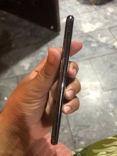 Apple iPhone X