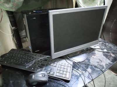 Complete set for sale, LCD, CPU, KEYBOARD AND MOUSE