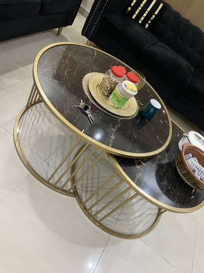2 Center Table with 2 Side Tables