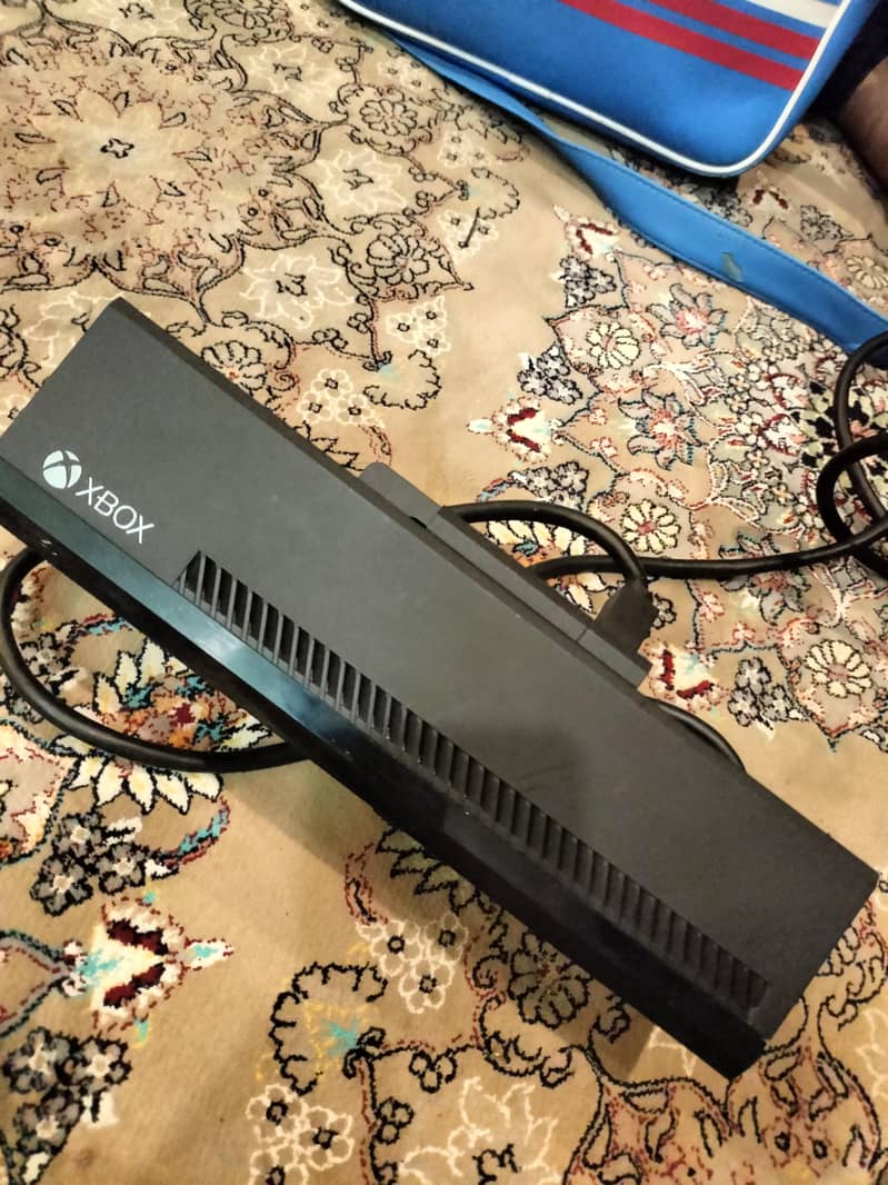Microsoft Kinect Sensor for Xbox One 1