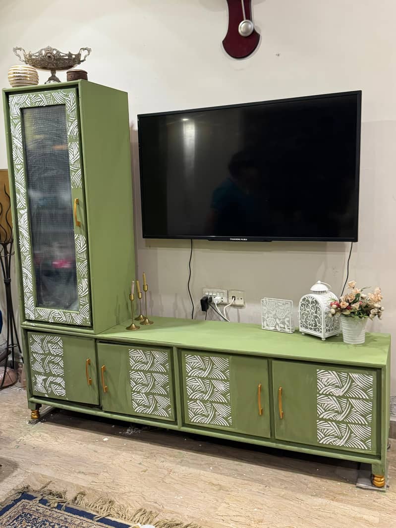 Tv console 2