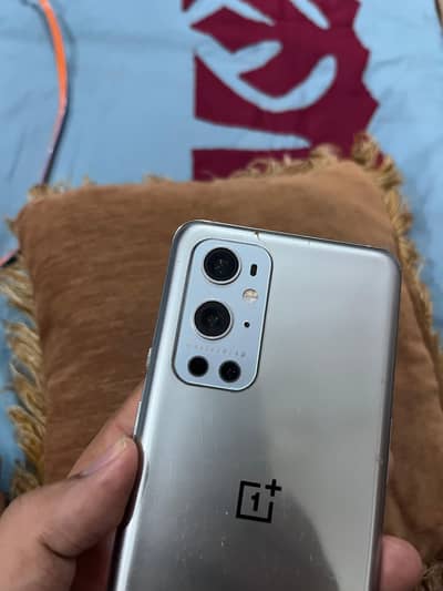OnePlus 9 pro 5g 12/256