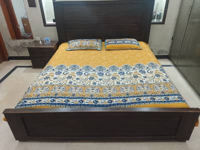 Solid Wooden King Size Bed Set with MoltyFoam Mattress & Side Table