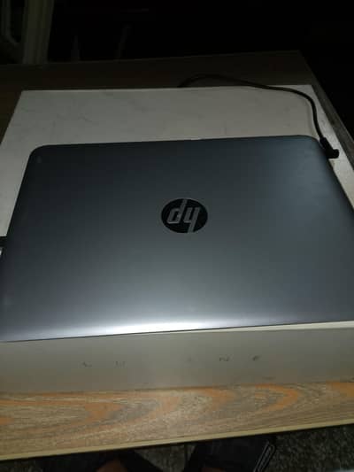 HP ELITE BOOK 820 G3