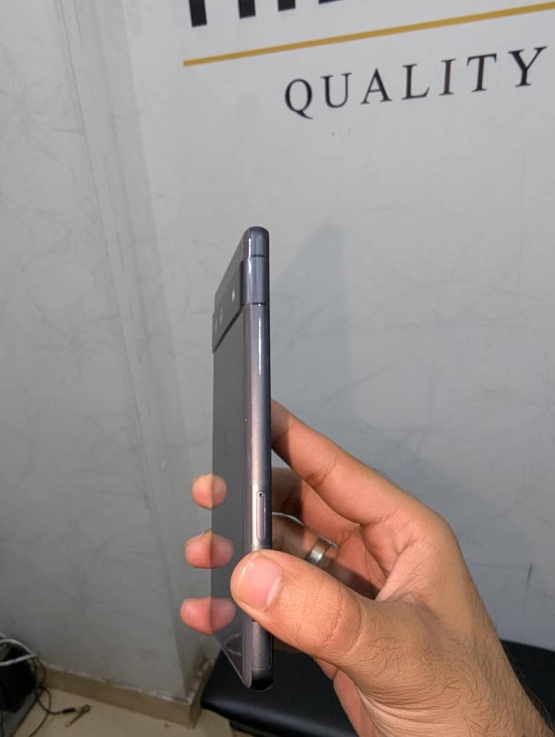 Google pixel 7A 3