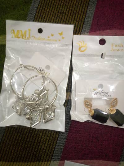 Ear rings