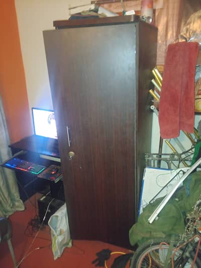 Single Door Wooden Almari