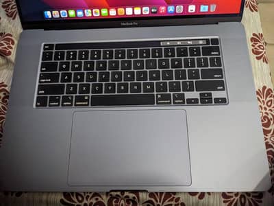 Apple MacBook Pro 16 i9 16gb ram 1tb ssd original charger