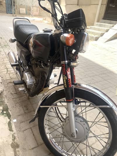 Honda125 2024 model Hyderabad number urgent sell