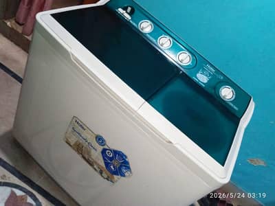 Haier umbo washing machine twin tub model number HWM 120-BS
