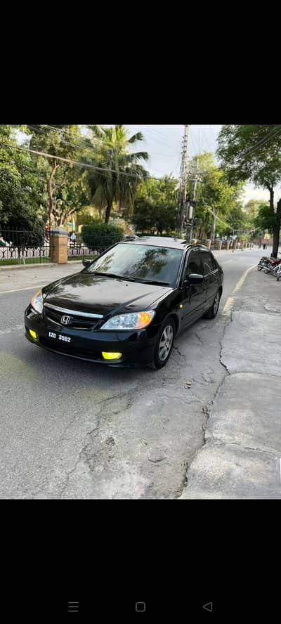 honda civic UG car was in good conditon