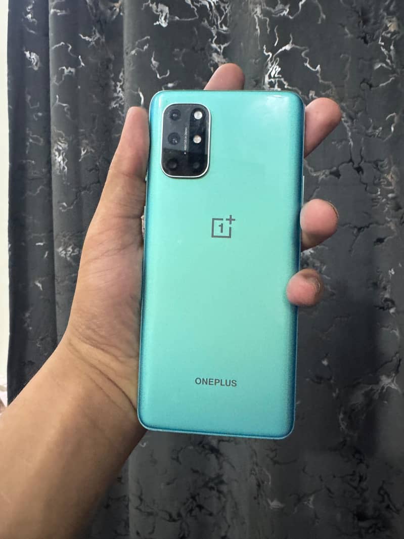 one plus 8t 1
