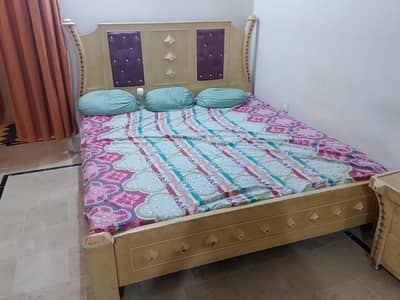 Used Wooden Complete Bed Set without Mattress