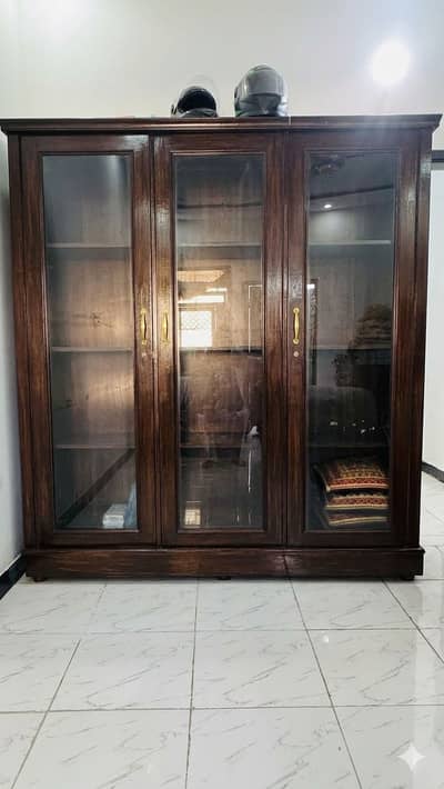 Pure lakri ka divider