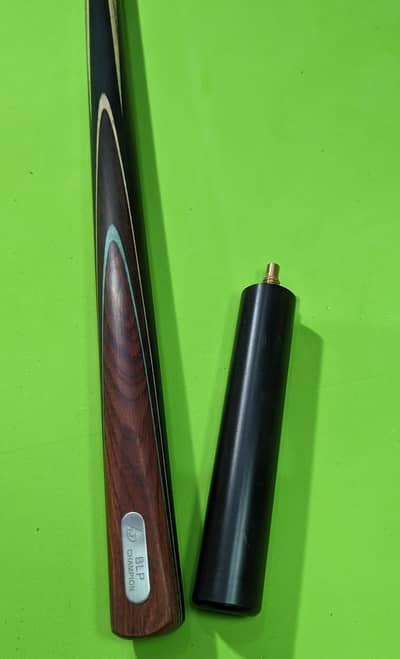 3 cues for sale