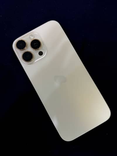 Apple iPhone 16 Pro Max