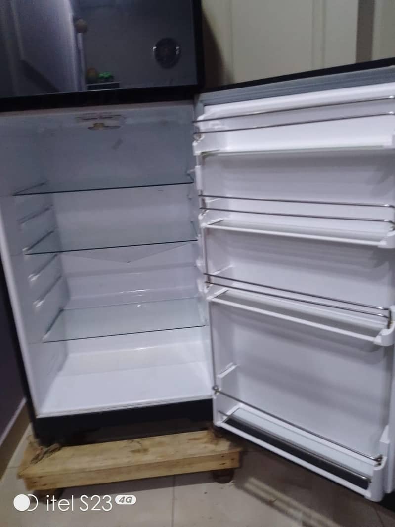 Dawlance fridge 1