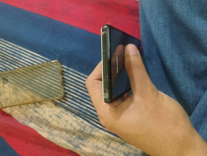 Google Pixel 6A 3