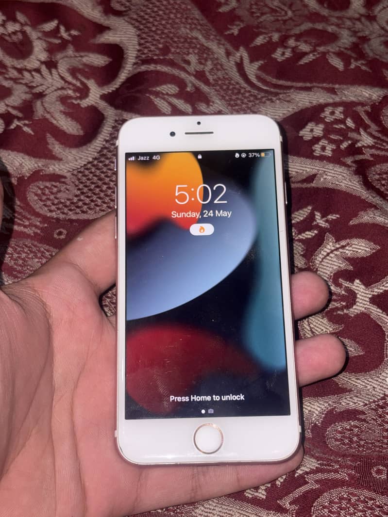 iPhone 7 0