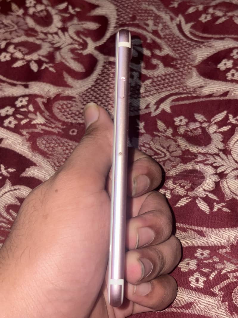 iPhone 7 1