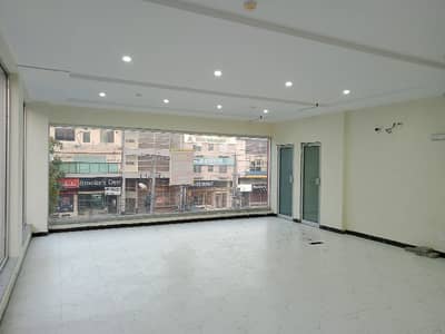 04 MARLA CORNER OFFICE 2ND FLOOR WITH ELEVATOR