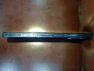 Infinix hot 40 i (8+256) .