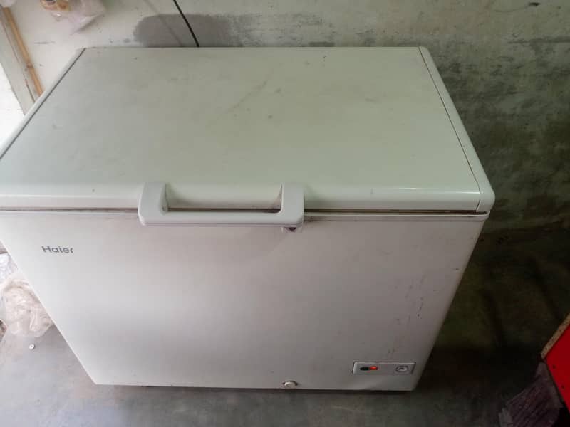 D freezer 0