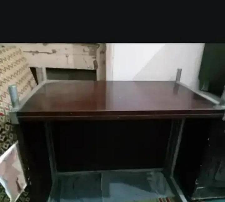 wooden study table 0