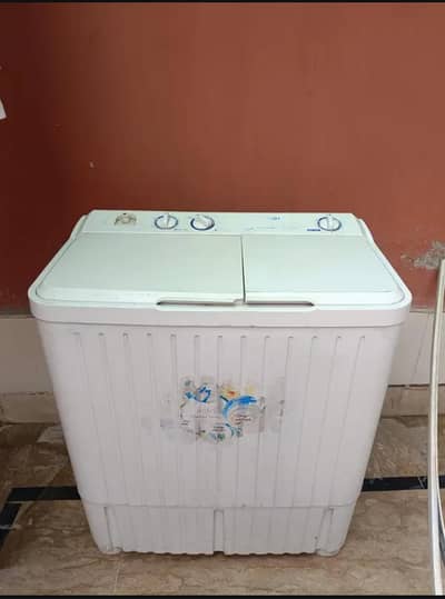 Haier Washer+dryer semi automatic machine