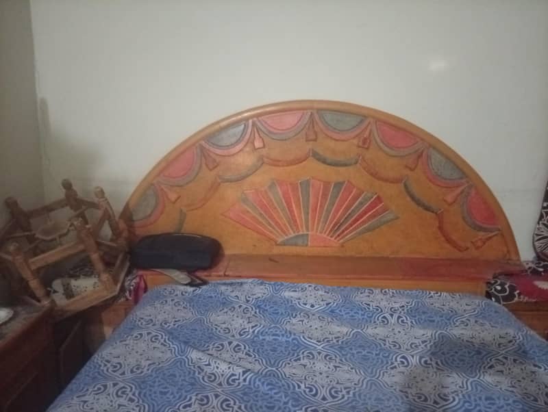 bed set. 3