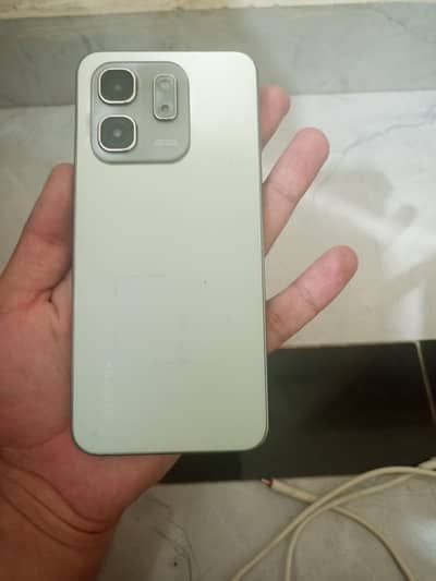 Infinx Hot 50i   with original box charger