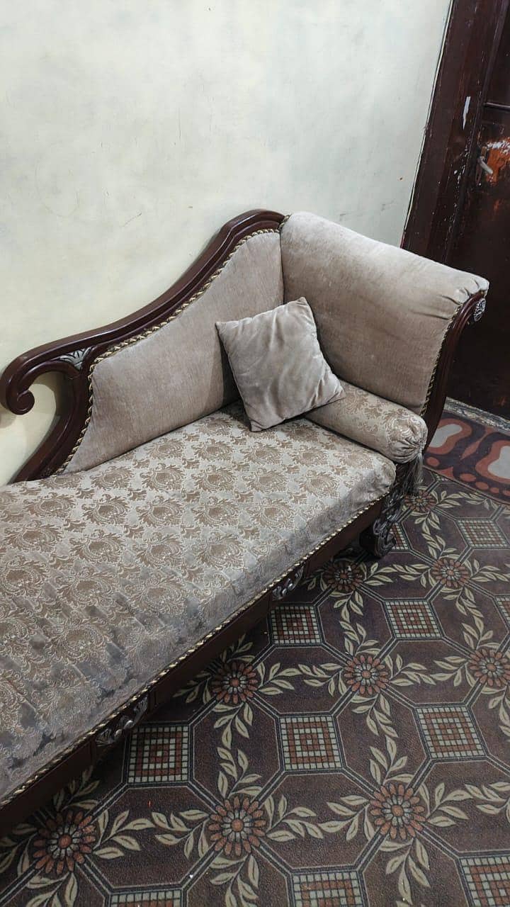 deewan sofa 0
